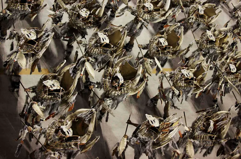 2012-02-20T095936Z-01-RIO519-RTRMDNP-3-BRAZIL-CARNIVAL-JPG3190139100154224010