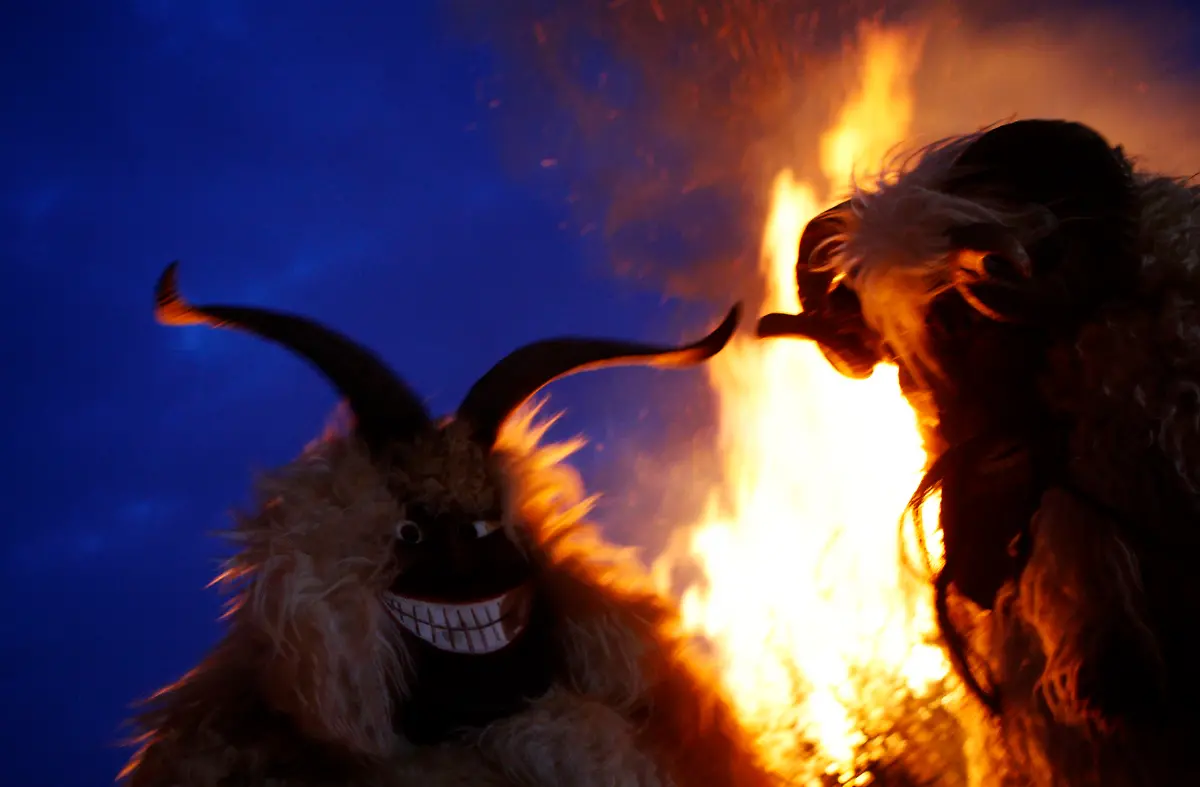 2012-02-19T185624Z-01-BUD05-RTRMDNP-3-HUNGARY-JPG8346140050323533175