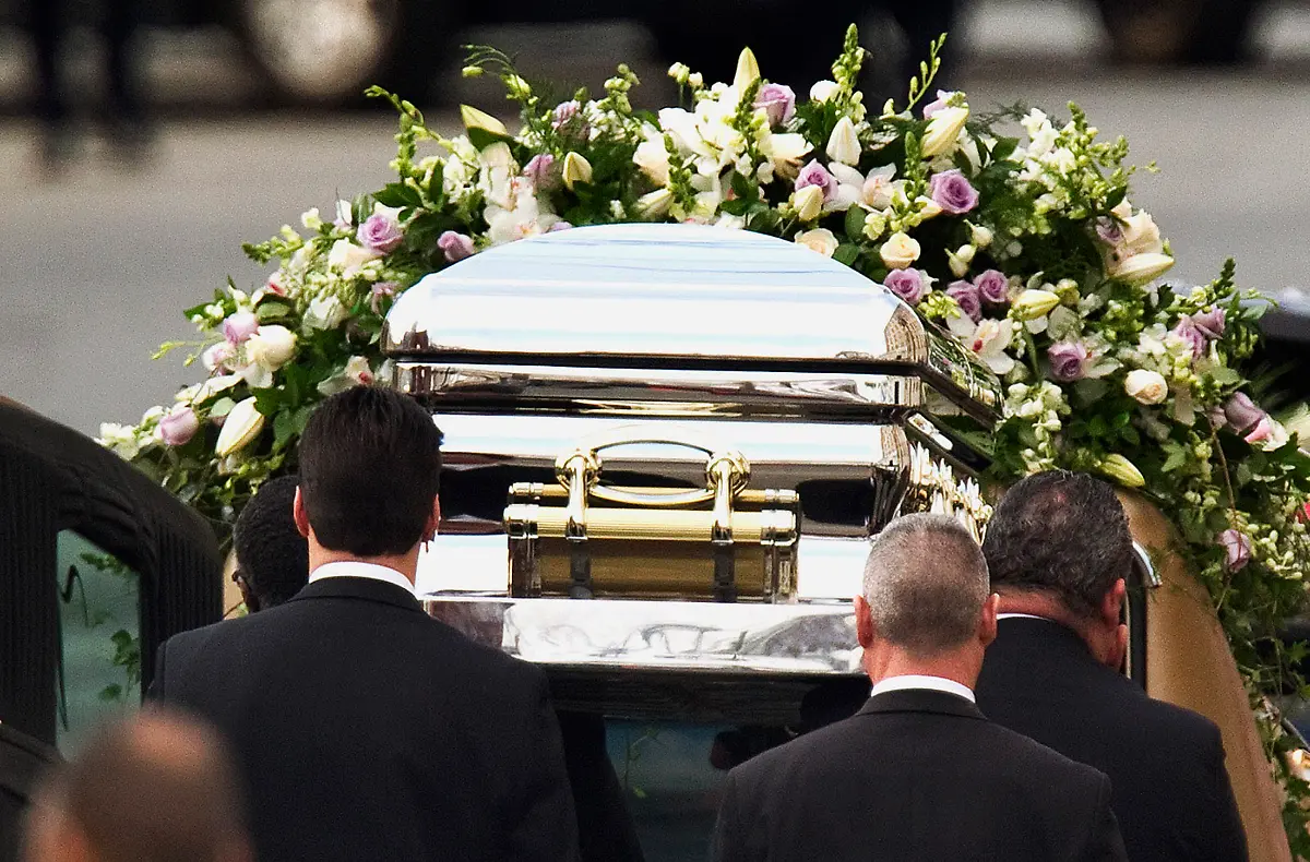 2012-02-18T222424Z-01-NYK903R-RTRMDNP-3-WHITNEYHOUSTON-JPG2003417813038873012