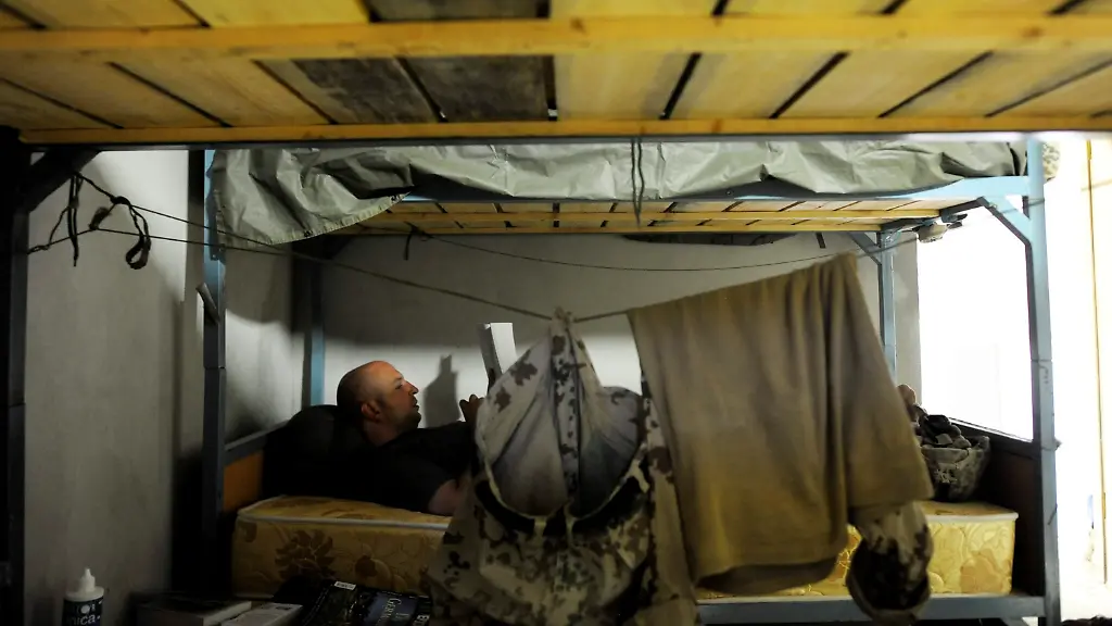 333h0148-jpg6693104472477400639