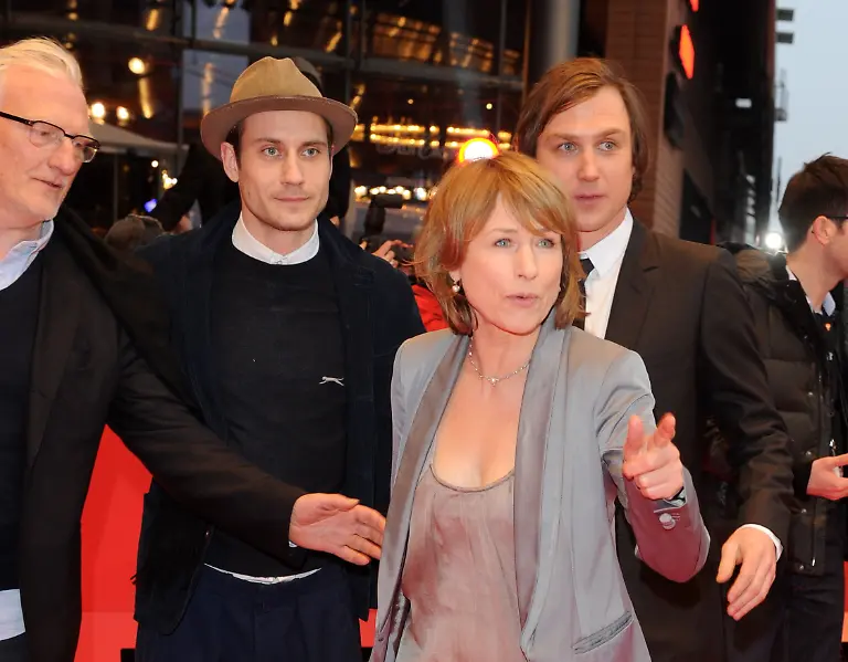 331t1822-jpg4013706630642214771