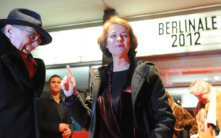 330m2726-jpg5912040895333254601