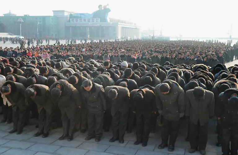 2012-02-16T092129Z-01-TOK008-RTRMDNP-3-KOREA-NORTH-JPG1229890598612629788