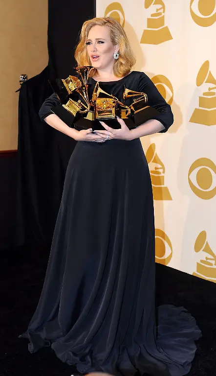 330v0340-jpg1970815445351331525