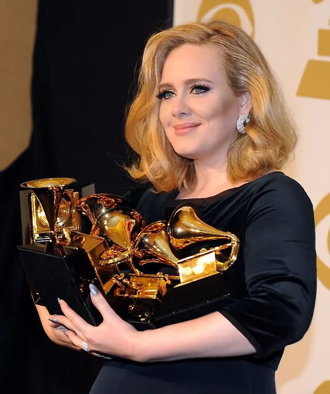 330v0533-jpg7181143763885860698