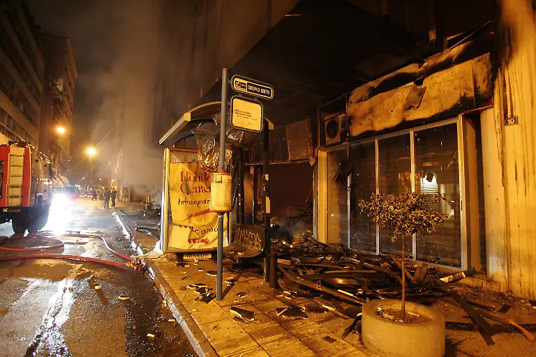 330n5847-jpg2424904796771534301