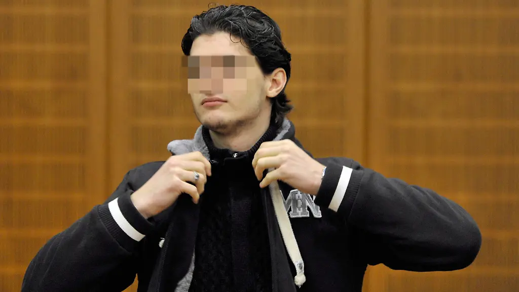 32ya4042-jpg430355574314585460