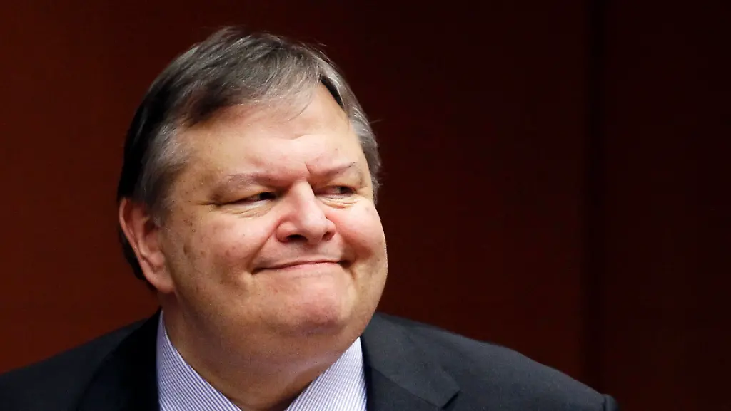 2012-02-09T194736Z-01-YH23-RTRMDNP-3-EUROGROUP-GREECE-JPG9159493071484793026