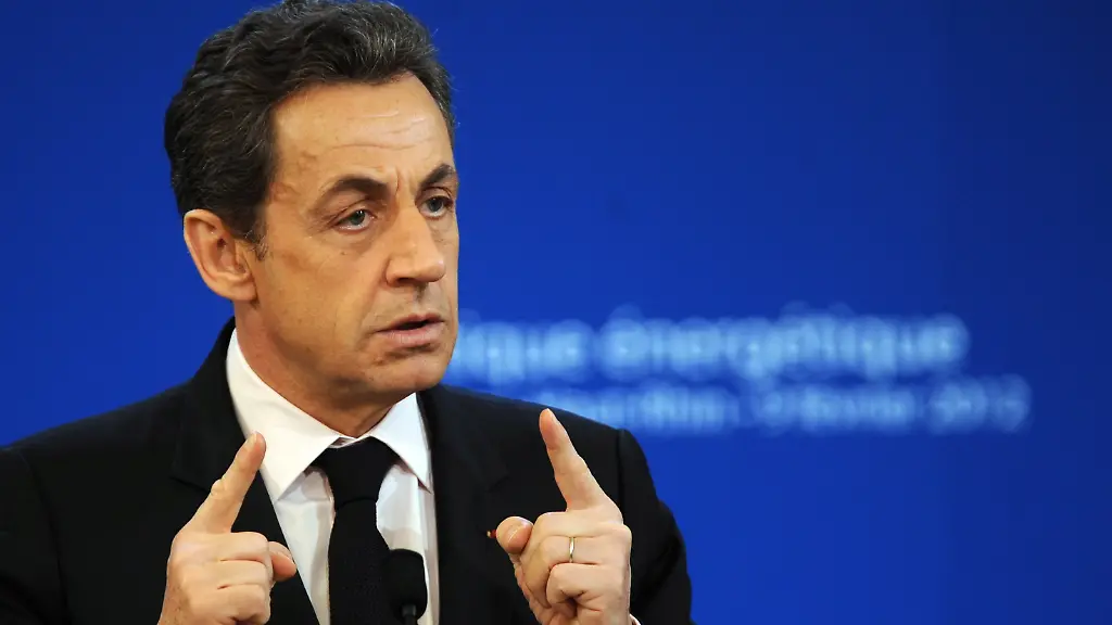 32ye4016-jpg7455400313024130229