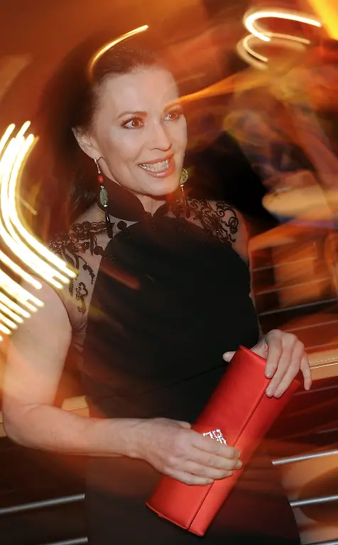 32yv0828-jpg4453881454663995074