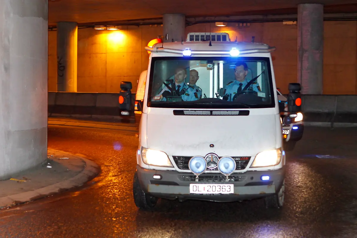 32wc4528-jpg3005196194196430308