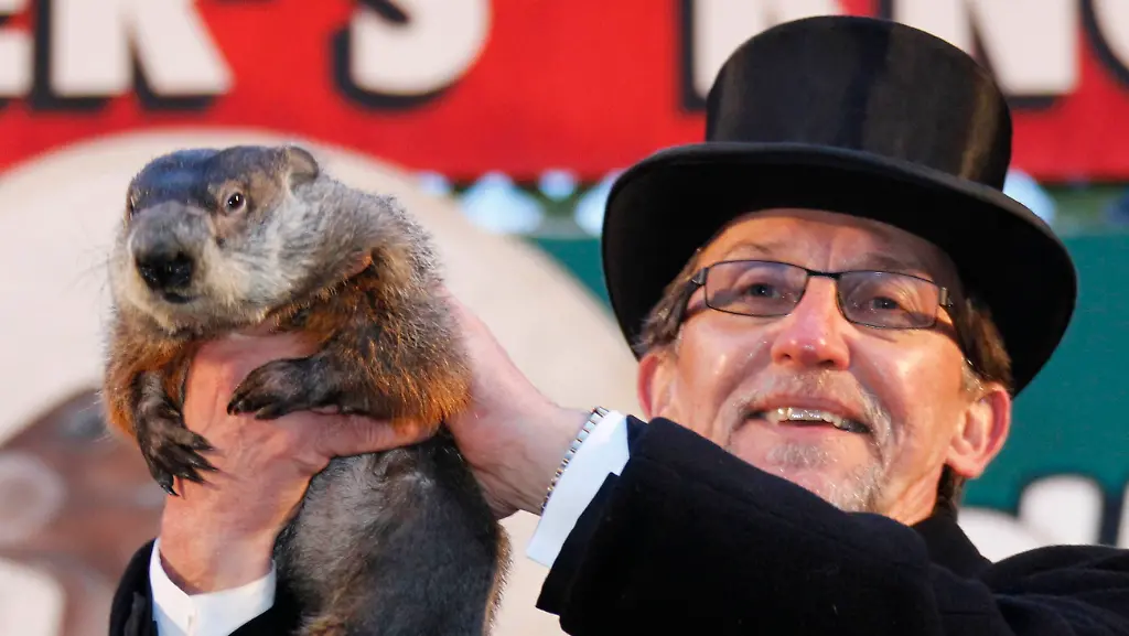 2012-02-02T143235Z-01-PUX07-RTRMDNP-3-USA-JPG478999062622959066