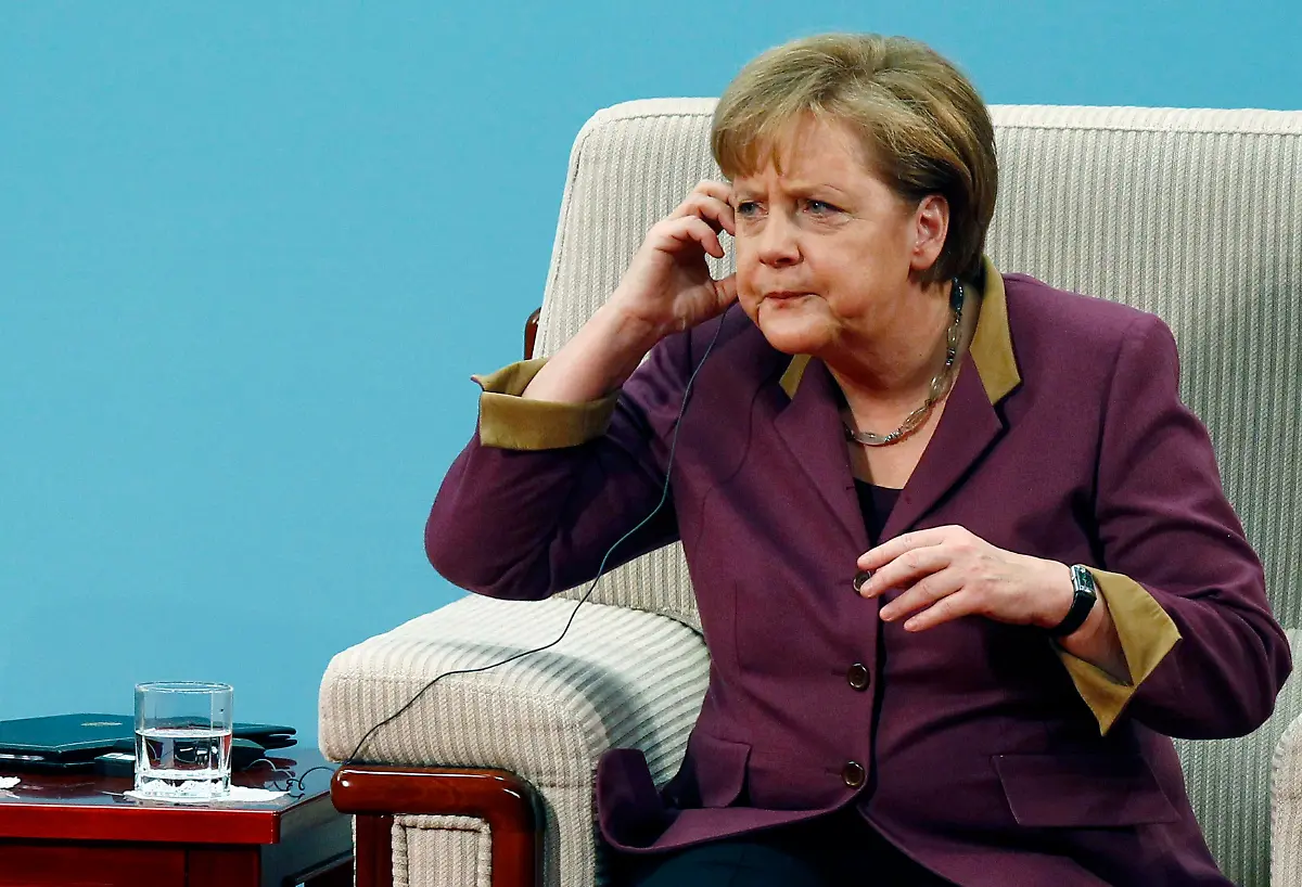 2012-02-02T082859Z-01-CB12-RTRMDNP-3-GERMANY-CHINA-JPG1023852142301076141