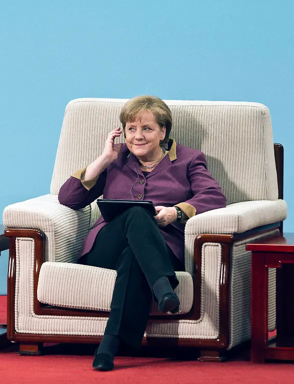 DAB0834-20120202-jpg9065775069816130368