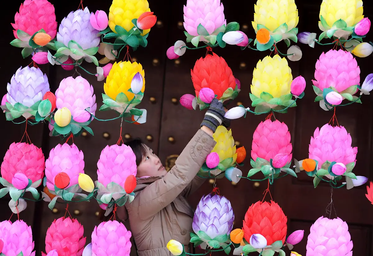 2012-01-31T091101Z-01-PEK03-RTRMDNP-3-CHINA-JPG2520272022477603470