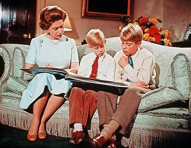 32ot0746-jpg4577693671706298935