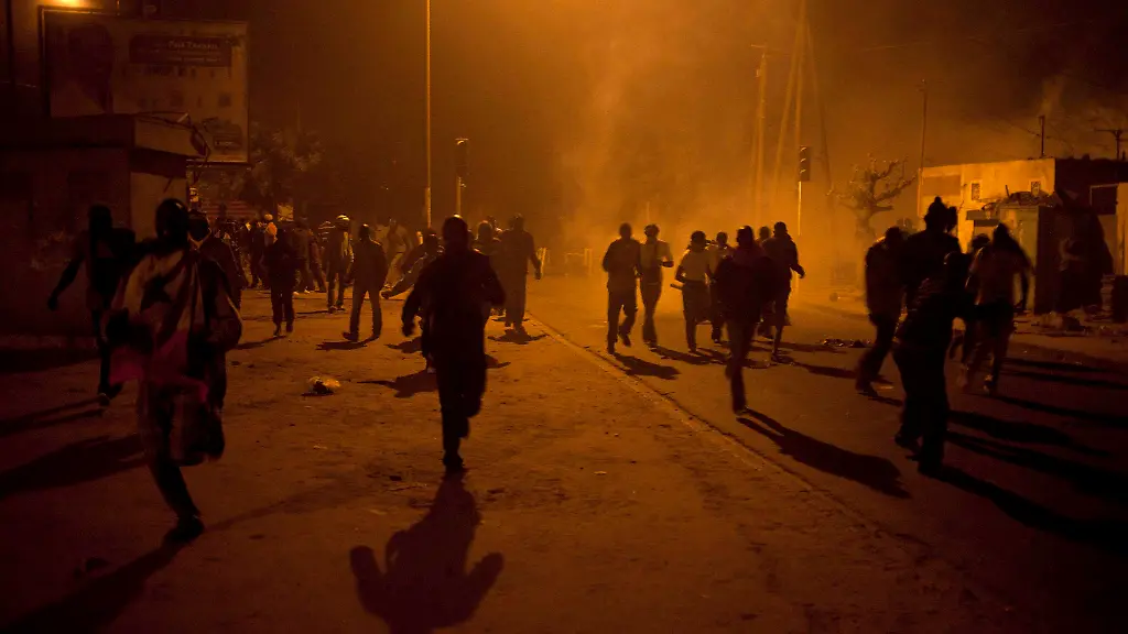 2012-01-28T060805Z-01-FOR02-RTRMDNP-3-SENEGAL-ELECTIONS-JPG1820400027201891678