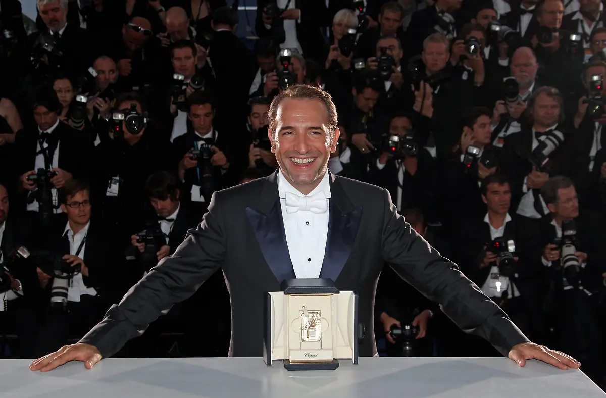 2012-01-24T141055Z-01-LOA106-RTRMDNP-3-OSCARS-NOMINEES-JPG8094308910200343231