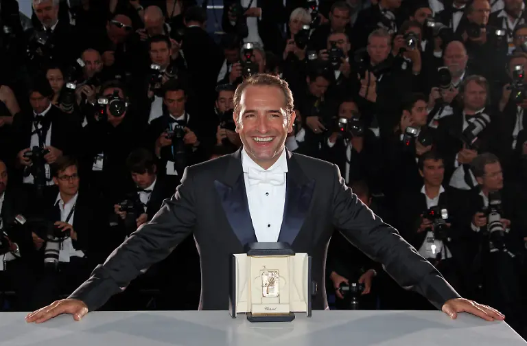 2012-01-24T141055Z-01-LOA106-RTRMDNP-3-OSCARS-NOMINEES-JPG8094308910200343231