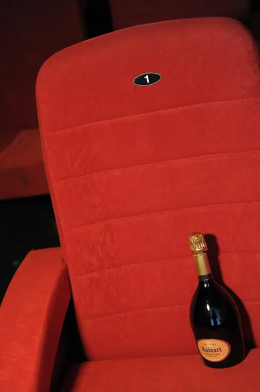 32ns1323-jpg7830544871174025375