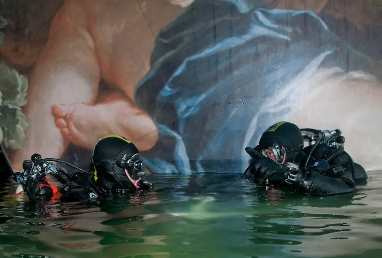 1327411035-jpg6342630615078596451