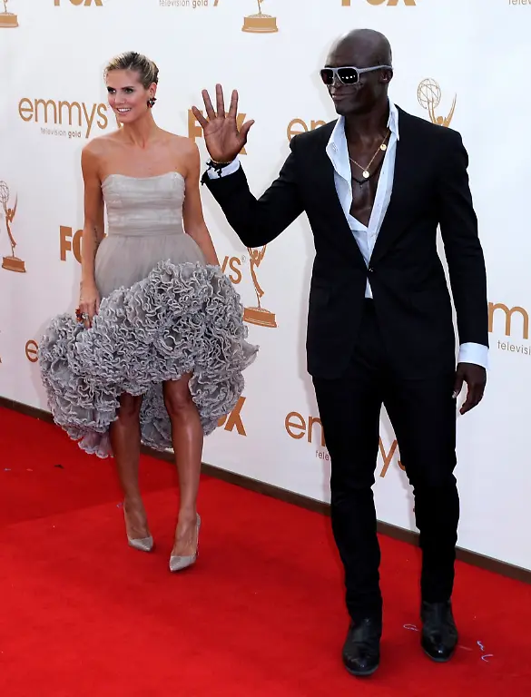 32mv5809-jpg4076796909877046767