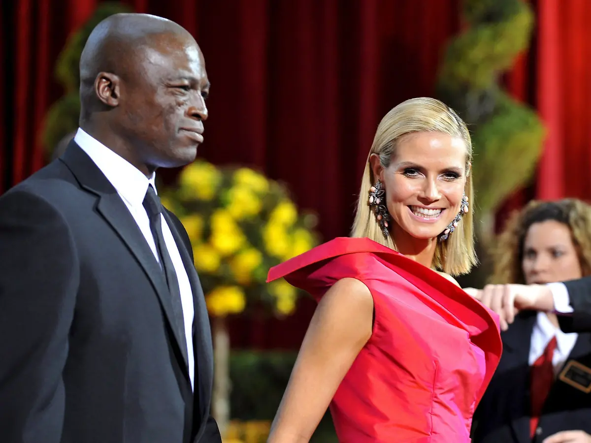 32mv4943-jpg4236094154352421093