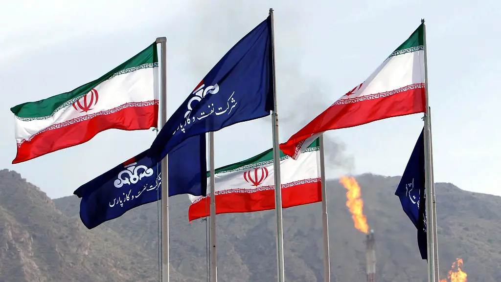 32my4400-jpg7104650868081439377