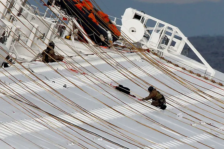 DI10006-20120118-jpg3351058558288374573