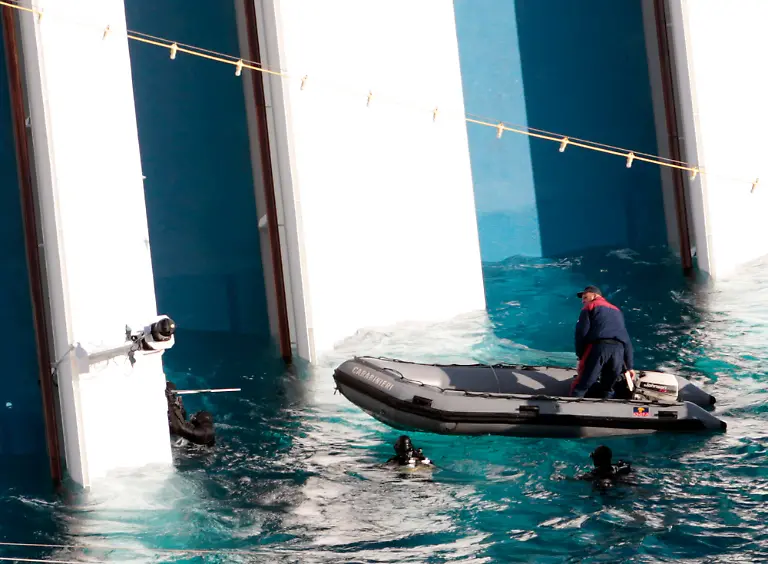 DAB2064-20120117-jpg6776941058568948946