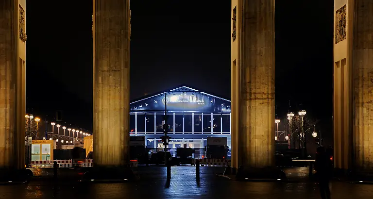 32iw1226-jpg977307004702777916