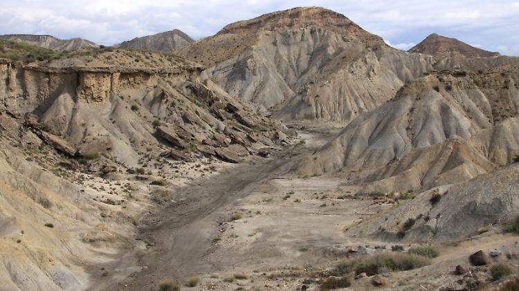 Ganz schön einsam: 3000 Sonnenstunden im Jahr und eine kaum berührte Naturlandschaft waren der Grund, warum in der Tabernas-Wüste mehr als 270 Spielfilme gedreht wurden.