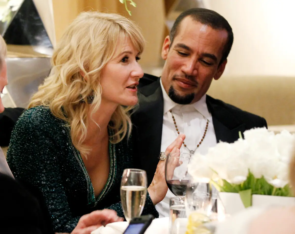 2012-01-16T080417Z-01-BEV1043-RTRMDNP-3-GOLDENGLOBES-JPG5436276098629375492