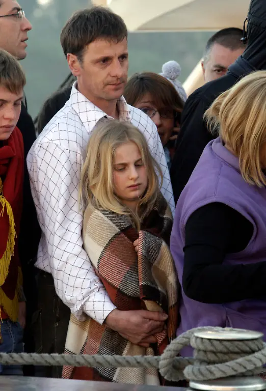 2012-01-14T143951Z-01-SRE116-RTRMDNP-3-ITALY-SHIP-JPG879278002639239501