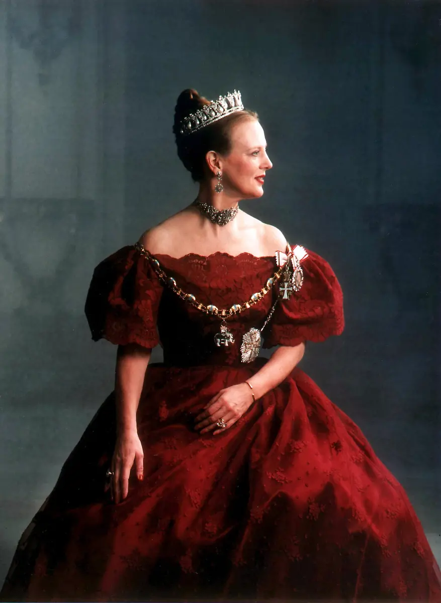 32f04434-jpg8480459488711560139