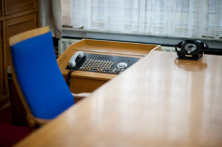 1326282866-jpg1434892922593491095