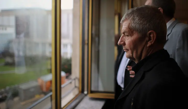 32f12709-jpg3222405132926962460