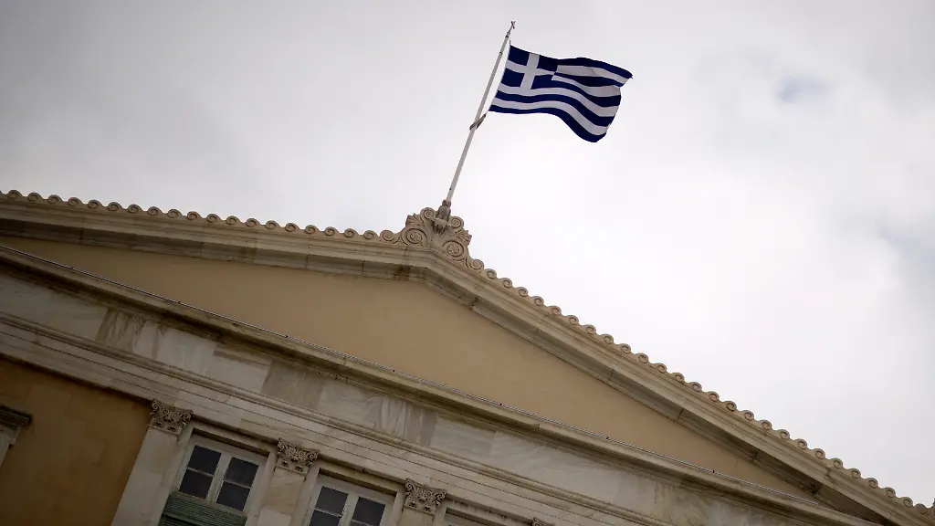 1326281835-jpg6742447931217845371