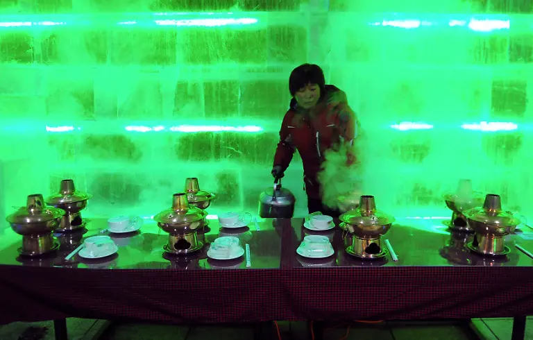 2012-01-07T052156Z-01-PEK02-RTRMDNP-3-CHINA-JPG7692397212806855004