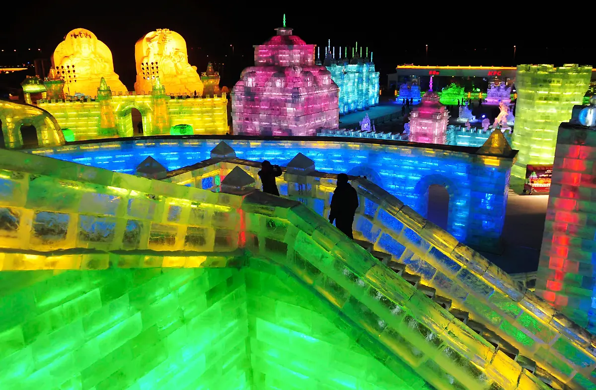 2012-01-05T032455Z-01-PEK05-RTRMDNP-3-CHINA-JPG7109154707165740504