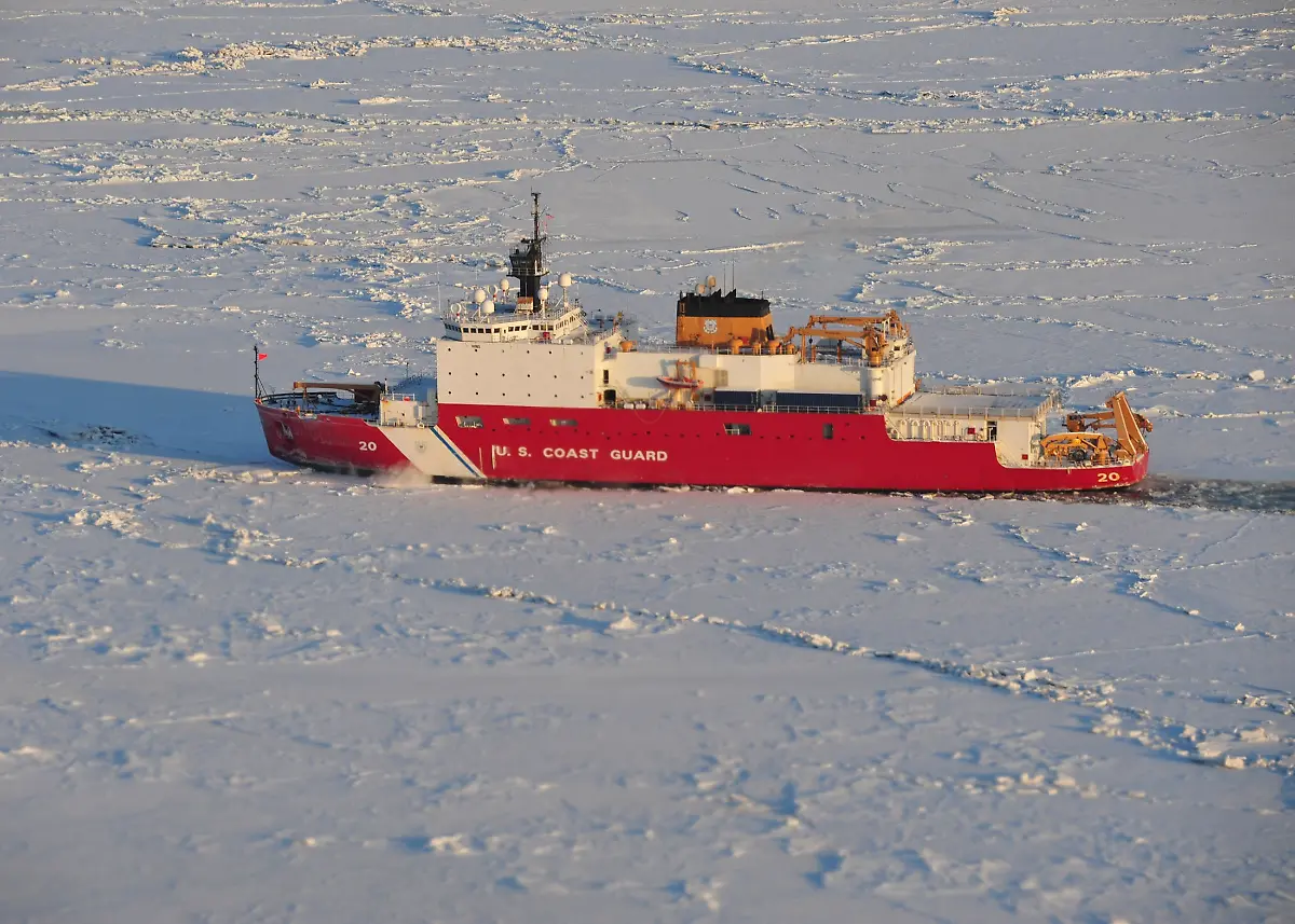 2012-01-09T155408Z-01-TOR504-RTRMDNP-3-ICEBREAKER-RUSSIA-JPG6129545345681688065