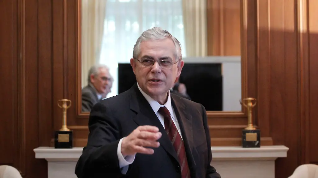 DAB1725-20120104-jpg7590236808939665329