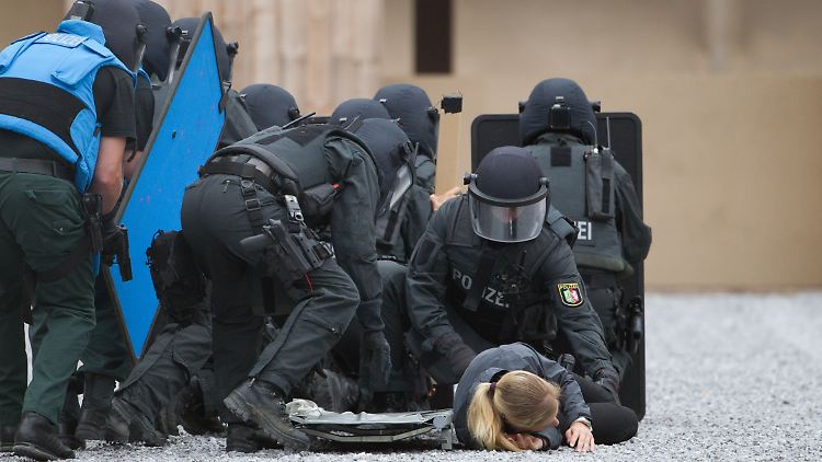 SEK-Beamte beim Training im Sauerland.