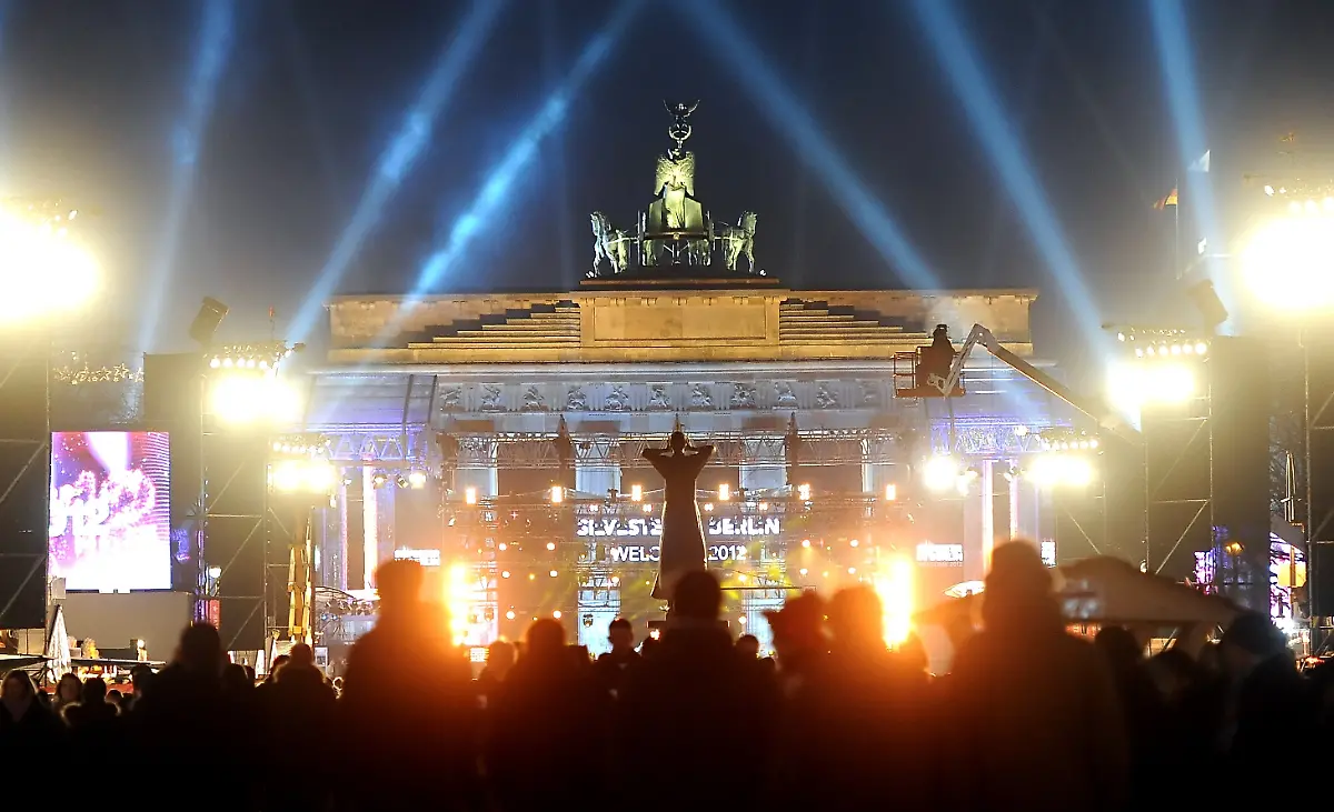 327t4516-jpg790129511675586236