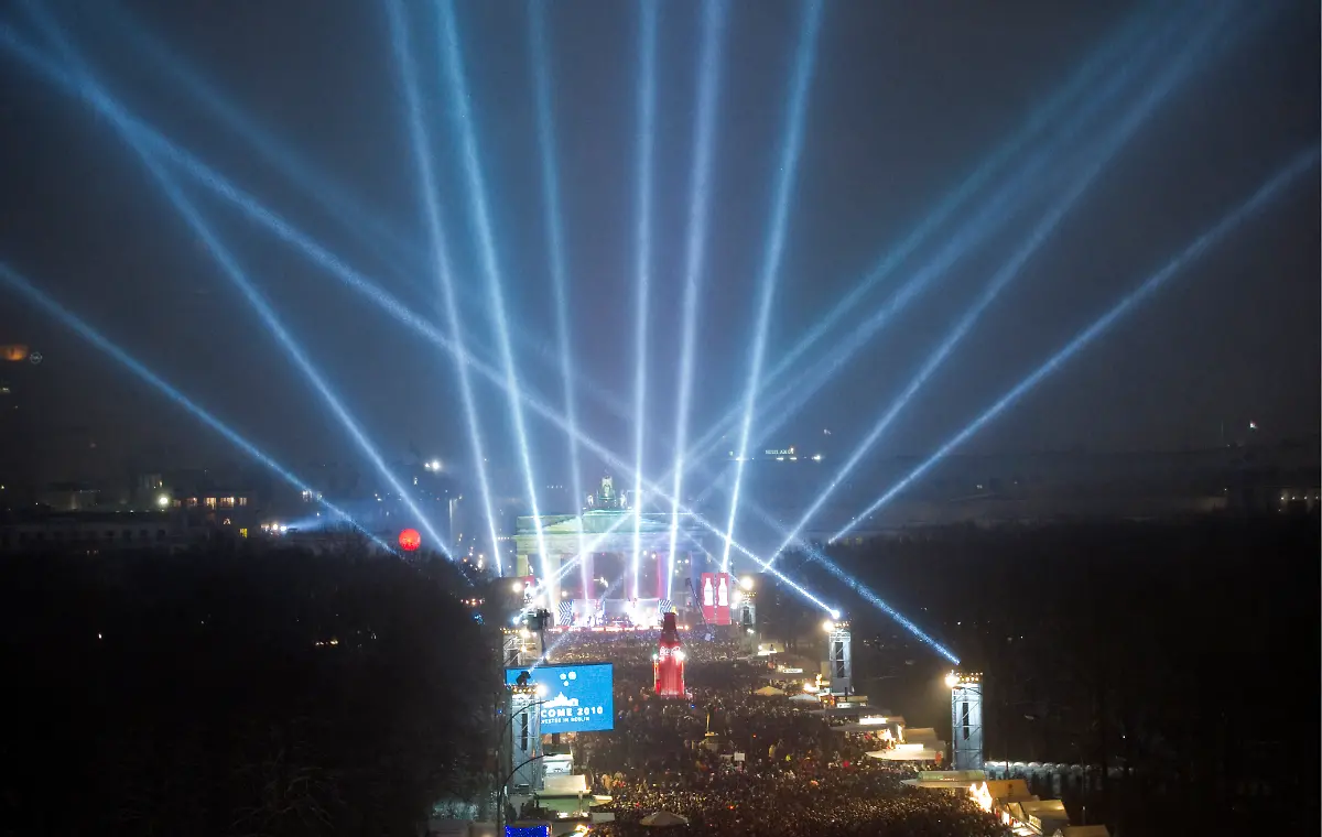 DI10001-20111231-jpg3279989167381329479