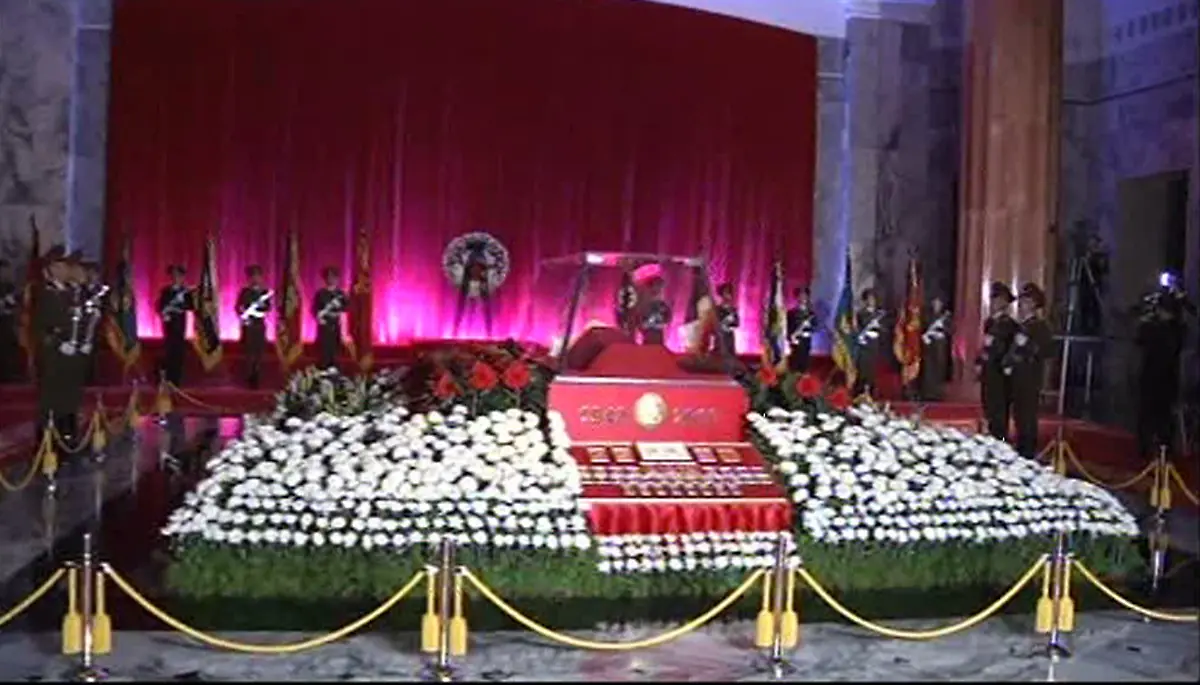 DAB1097-20111220-jpg7093851081790641201