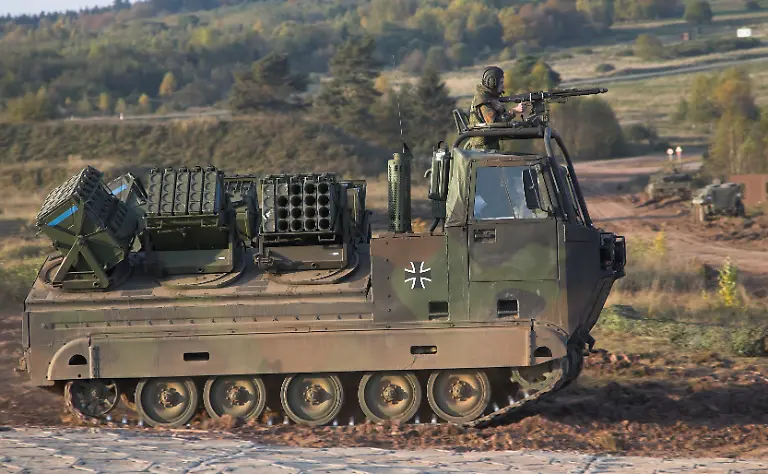 ACHTUNG-NICHT-VERWENDEN-BW-Material-mit-eingeschraenkten-Nutzungsrechten-nur-zum-einmaligen-Gebrauch