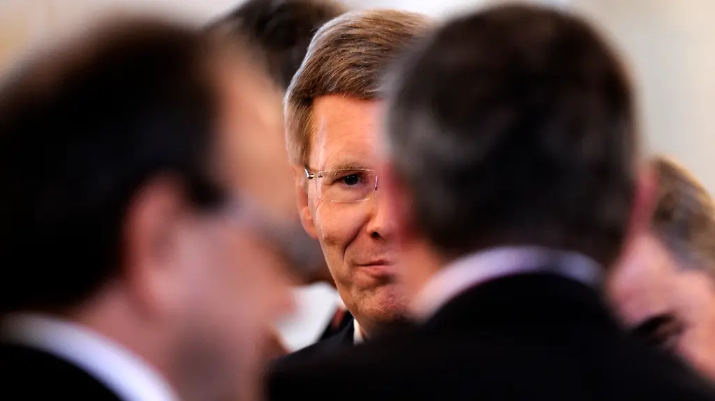 DI10114-20111219-jpg1829098947592958163