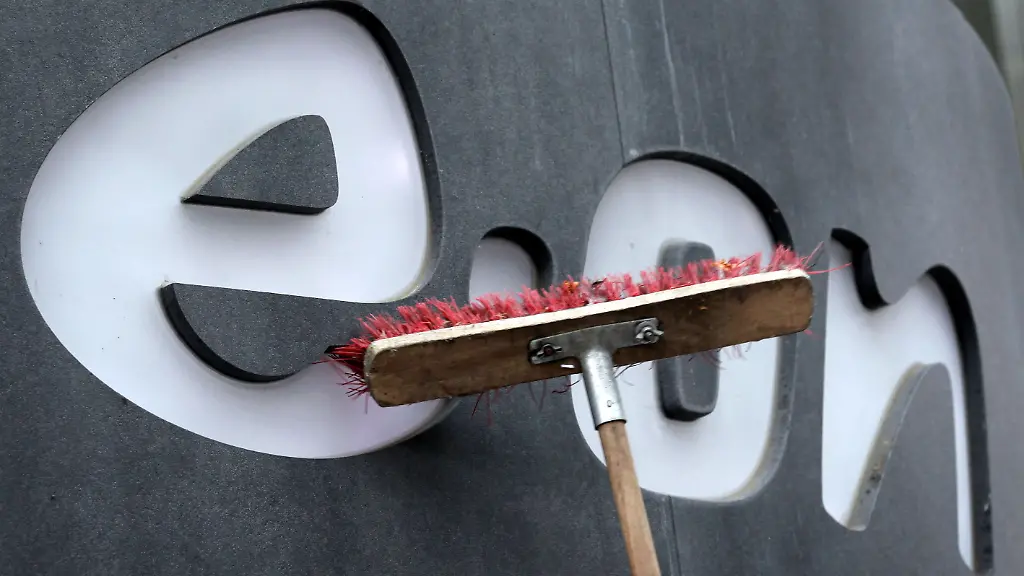 31v21123-jpg2357771772073330330