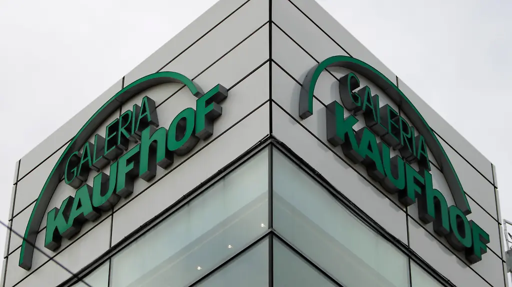 DI10245-20111216-jpg2073841112529211483